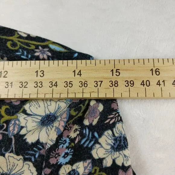 American Eagle Soft and Sexy Midi Women's Small. Floral, Bell Sleeve. Peekaboo. - Picture 9 of 10